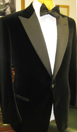 http://forums.filmnoirbuff.com/uploads/413_hitchcock.jpg